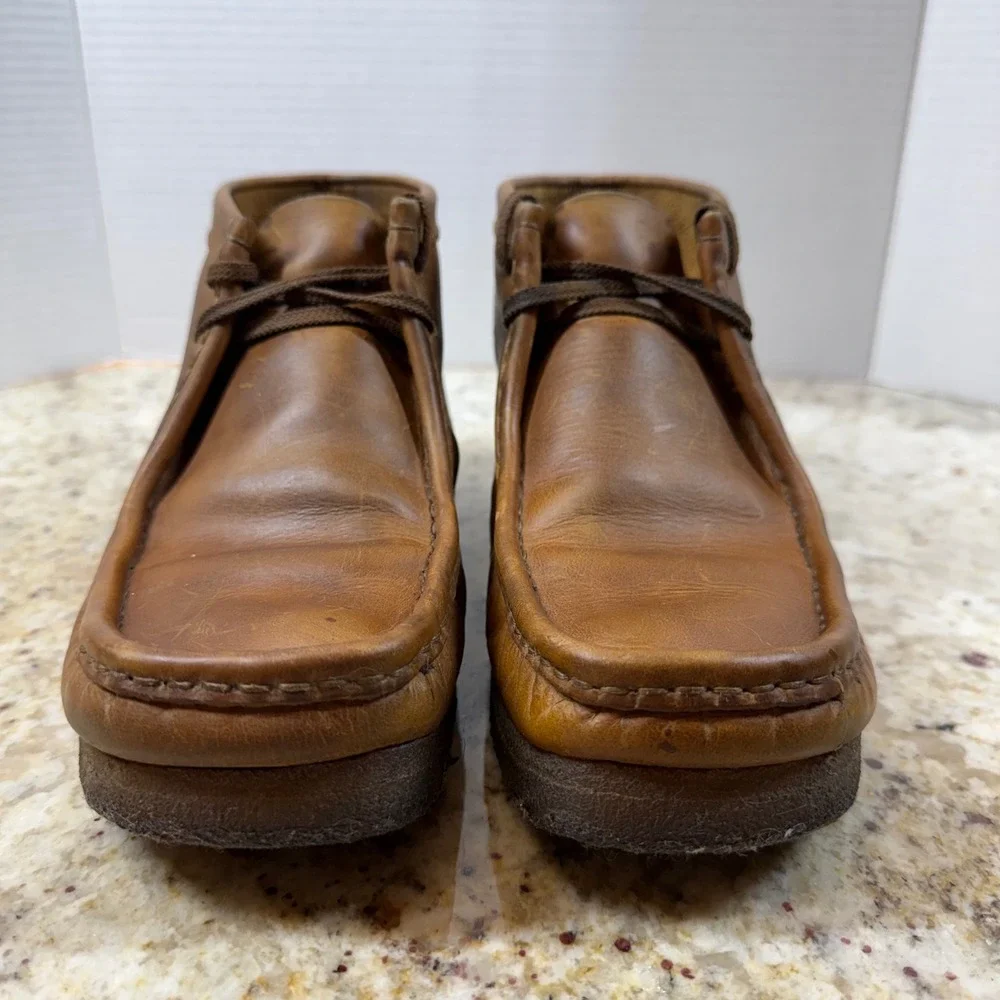 Clarks wallabee boot